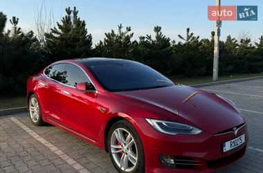 Лифтбек Tesla Model S 2016 в Одессе