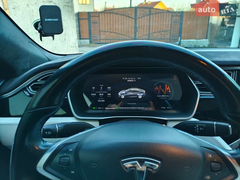 Лифтбек Tesla Model S 2017 в Житомире фото 4 Лифтбек Tesla Model S 2017 в Житомире