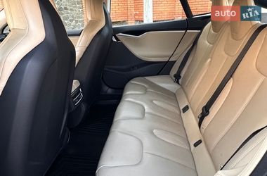 Лифтбек Tesla Model S 2015 в Киеве