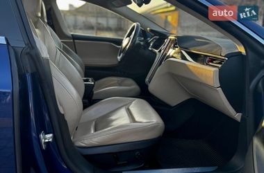 Лифтбек Tesla Model S 2016 в Виннице