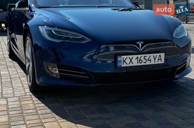 Лифтбек Tesla Model S 2020 в Белгороде-Днестровском
