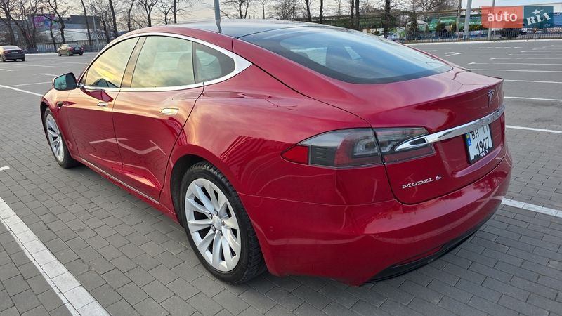 Ліфтбек Tesla Model S 2017 в Одесі