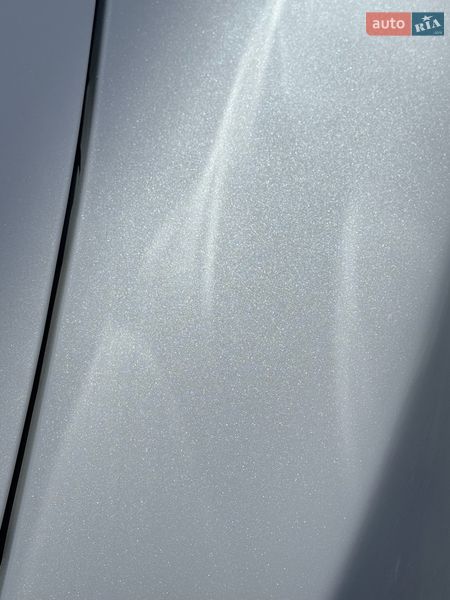 Лифтбек Tesla Model S 2018 в Киеве