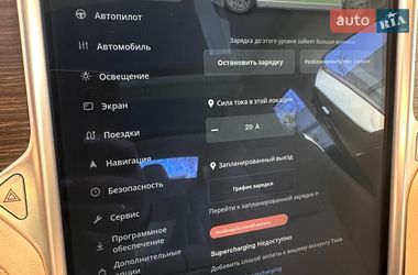Лифтбек Tesla Model S 2015 в Киеве