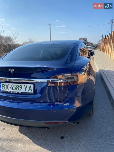 Ліфтбек Tesla Model S 2015 в Хмельницькому