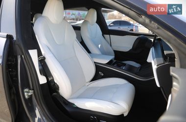 Лифтбек Tesla Model S 2022 в Харькове