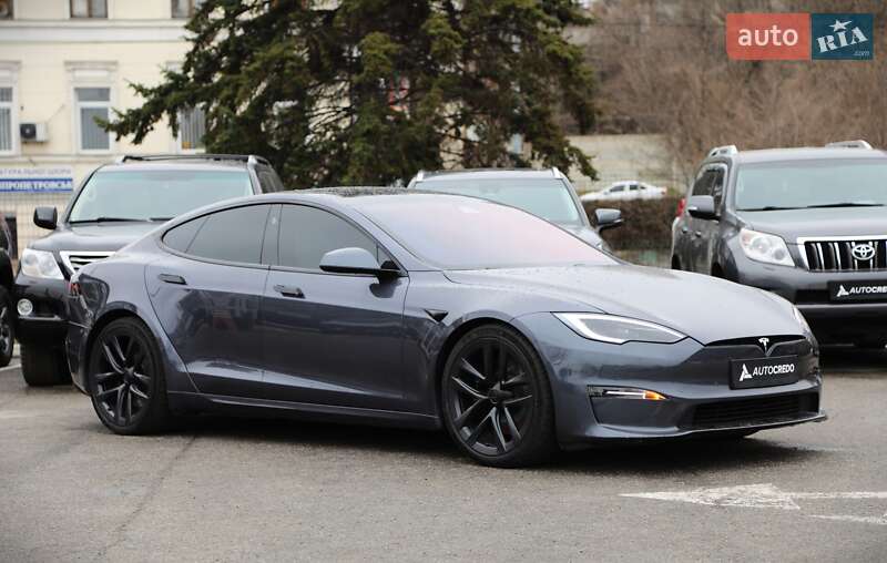 Лифтбек Tesla Model S 2022 в Харькове
