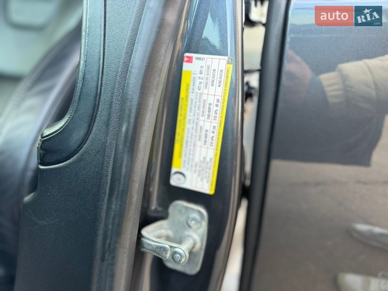 Ліфтбек Tesla Model S 2017 в Києві