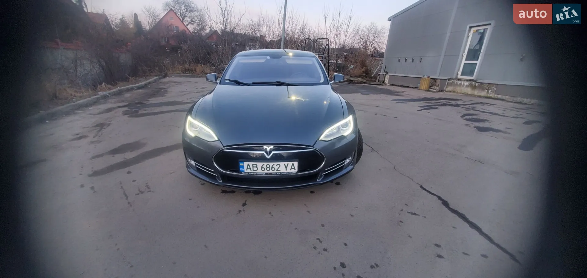2014 Tesla Model S - мініатюра 15