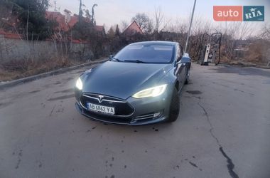Лифтбек Tesla Model S 2014 в Виннице