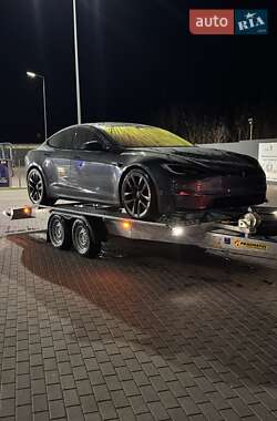Лифтбек Tesla Model S 2022 в Ровно