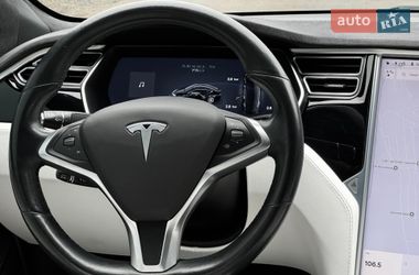 Лифтбек Tesla Model S 2017 в Киеве