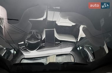 Лифтбек Tesla Model S 2017 в Киеве