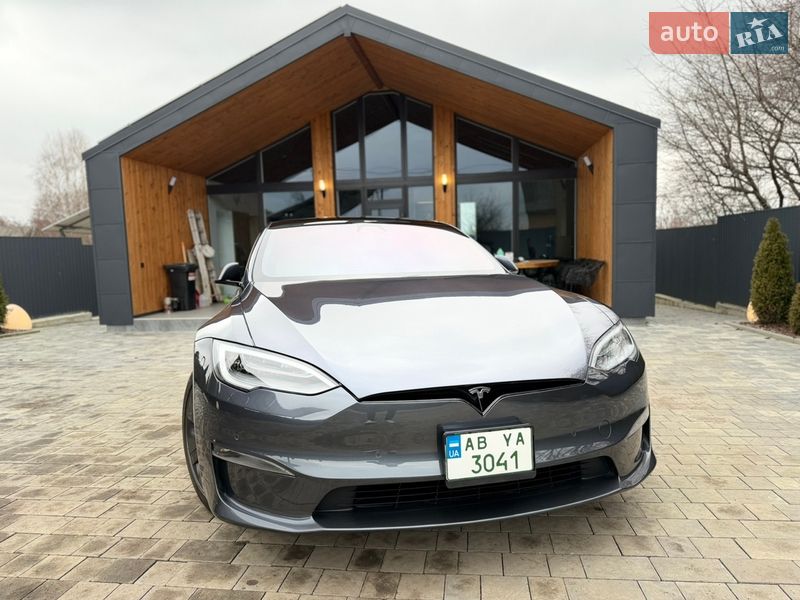 Лифтбек Tesla Model S 2021 в Виннице