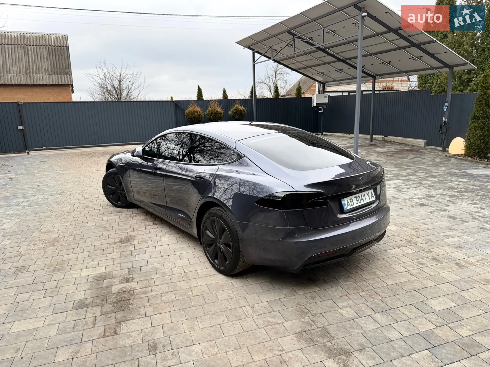 2021 Tesla Model S - мініатюра 19