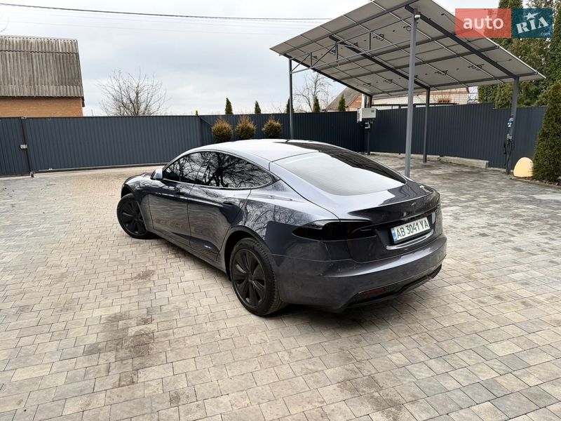 Лифтбек Tesla Model S 2021 в Виннице