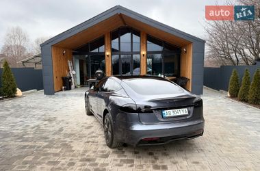 Лифтбек Tesla Model S 2021 в Виннице