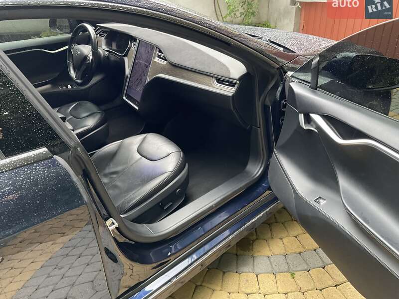 Лифтбек Tesla Model S 2014 в Львове фото 5 Лифтбек Tesla Model S 2014 в Львове