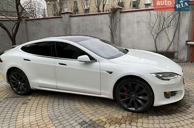 Ліфтбек Tesla Model S 2014 в Львові