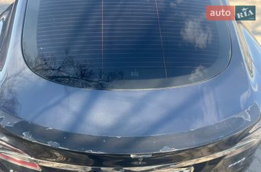 Лифтбек Tesla Model S 2015 в Львове