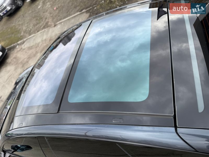 Лифтбек Tesla Model S 2016 в Киеве