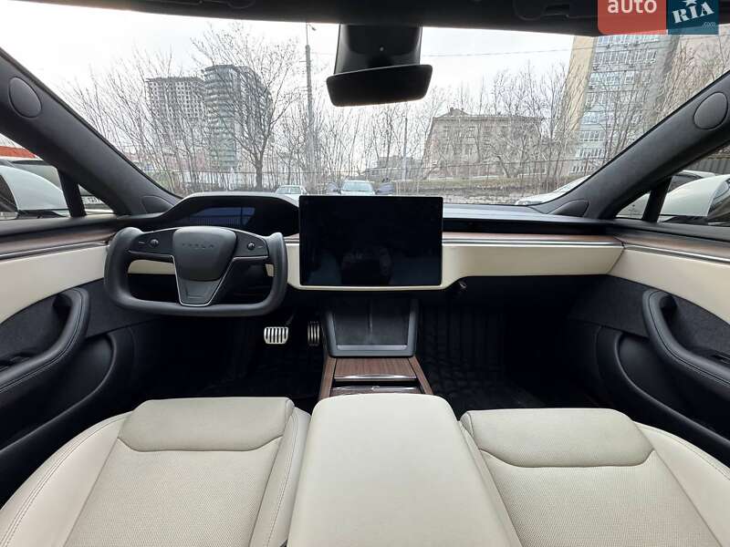Ліфтбек Tesla Model S 2021 в Дніпрі