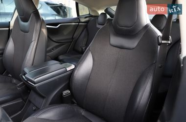 Лифтбек Tesla Model S 2014 в Дрогобыче