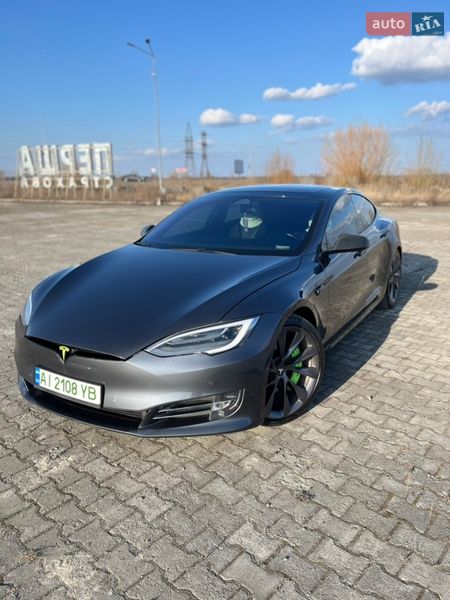 Лифтбек Tesla Model S 2018 в Борисполе