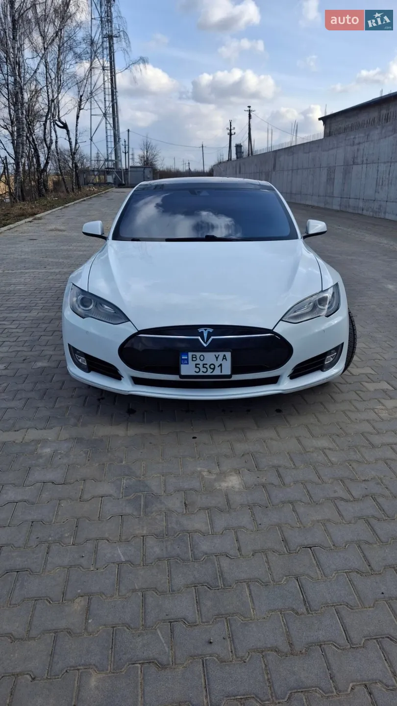 2015 Tesla Model S - мініатюра 3