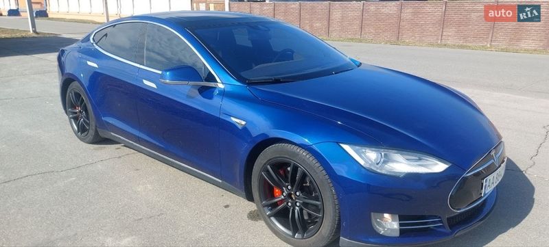 Tesla Model S 2015 Tesla Model S 2015