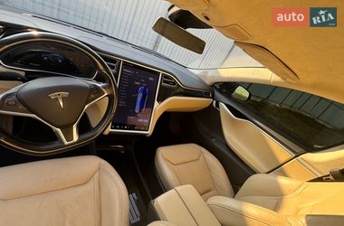 Лифтбек Tesla Model S 2015 в Киеве