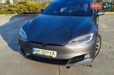 Лифтбек Tesla Model S 2019 в Сумах
