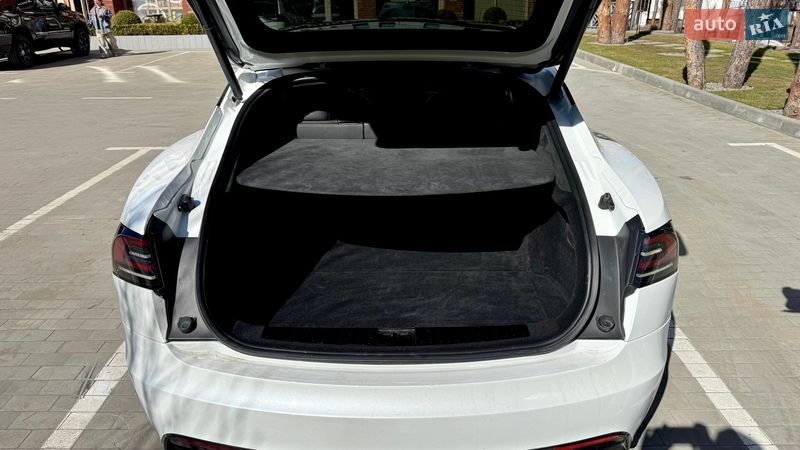 Ліфтбек Tesla Model S 2023 в Києві фото 13 Ліфтбек Tesla Model S 2023 в Києві