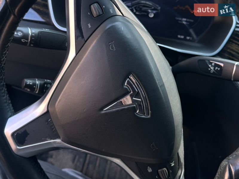 Ліфтбек Tesla Model S 2016 в Ірпені фото 12 Ліфтбек Tesla Model S 2016 в Ірпені