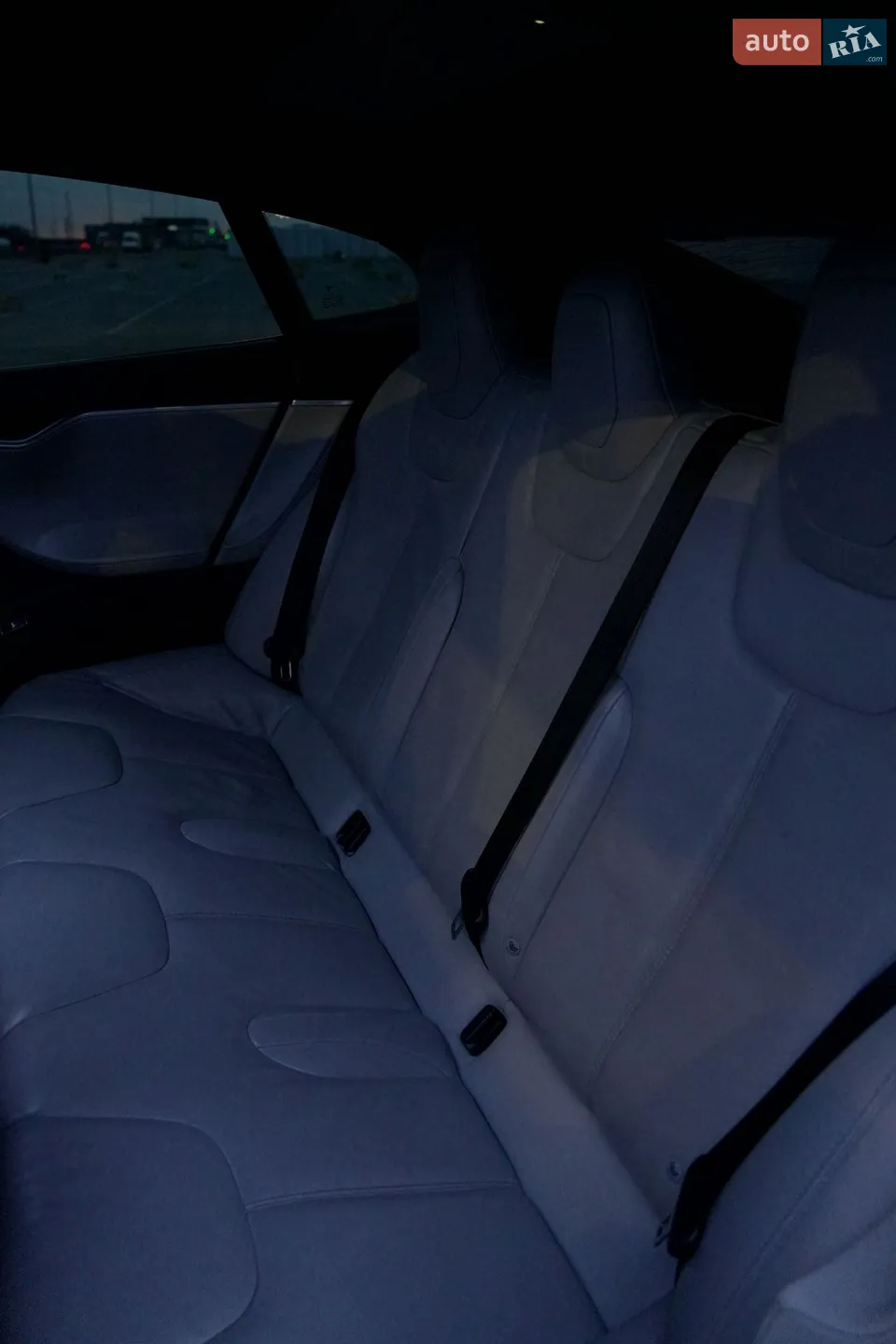 2015 Tesla Model S - мініатюра 13