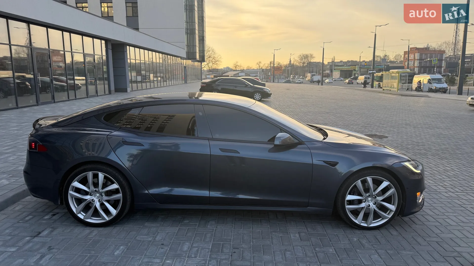 2017 Tesla Model S - мініатюра 4
