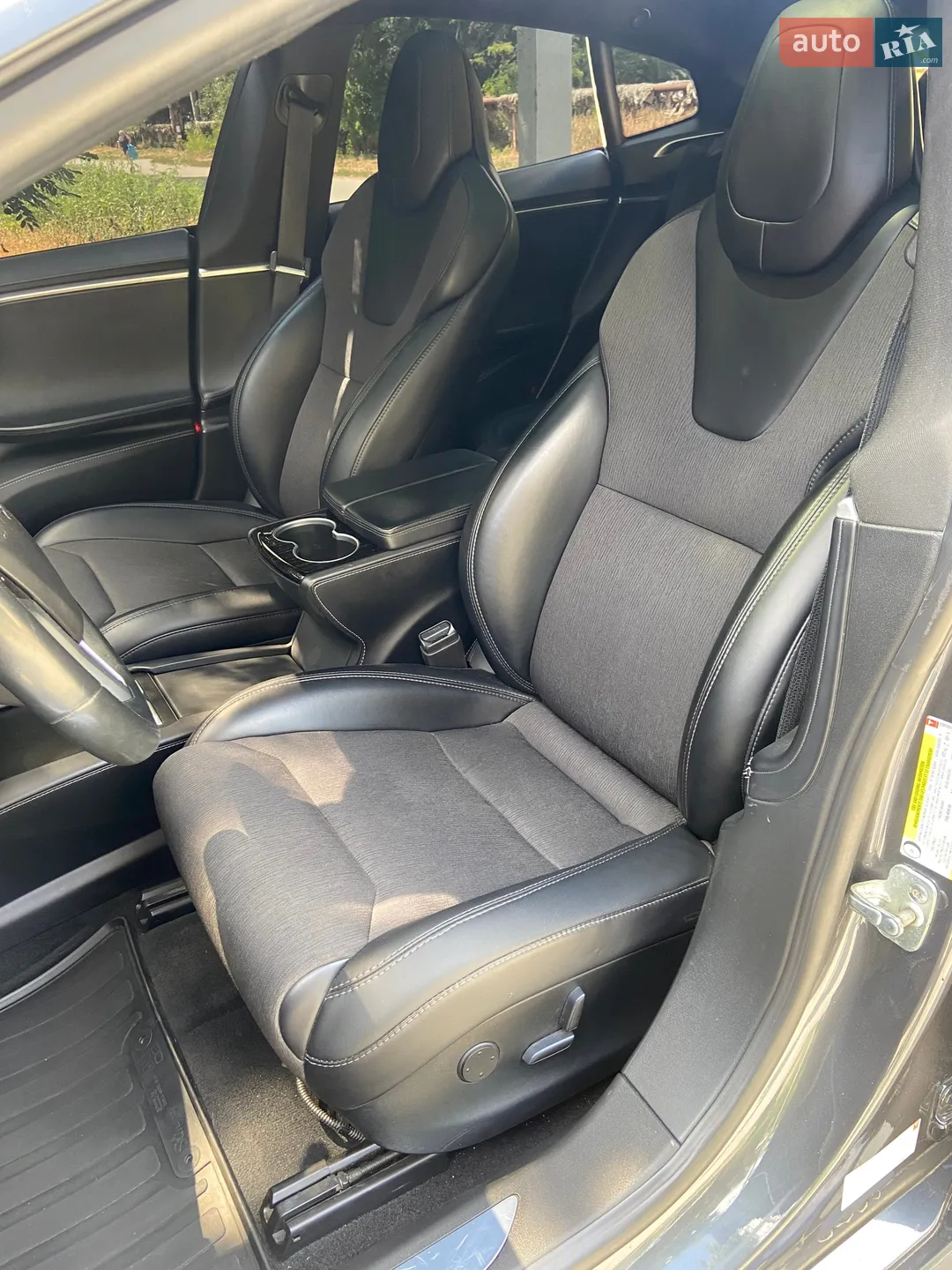 2017 Tesla Model S - мініатюра 12