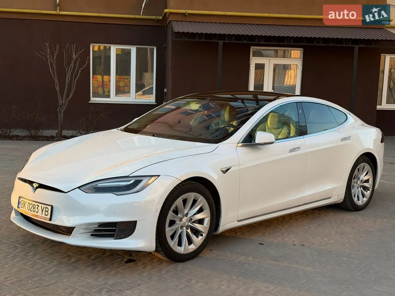 2016 Tesla Model S - мініатюра 19