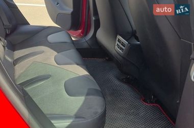 Лифтбек Tesla Model S 2017 в Киеве