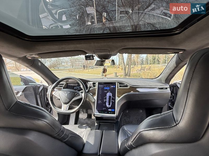 Лифтбек Tesla Model S 2016 в Кременчуге фото 17 Лифтбек Tesla Model S 2016 в Кременчуге