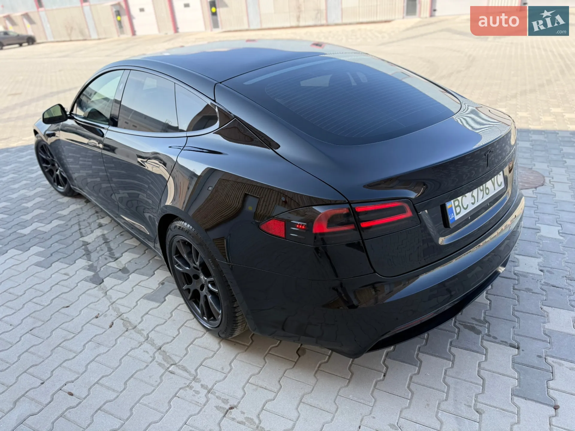 2021 Tesla Model S - мініатюра 17