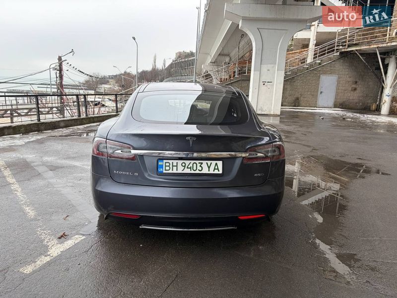 Лифтбек Tesla Model S 2015 в Одессе фото 3 Лифтбек Tesla Model S 2015 в Одессе