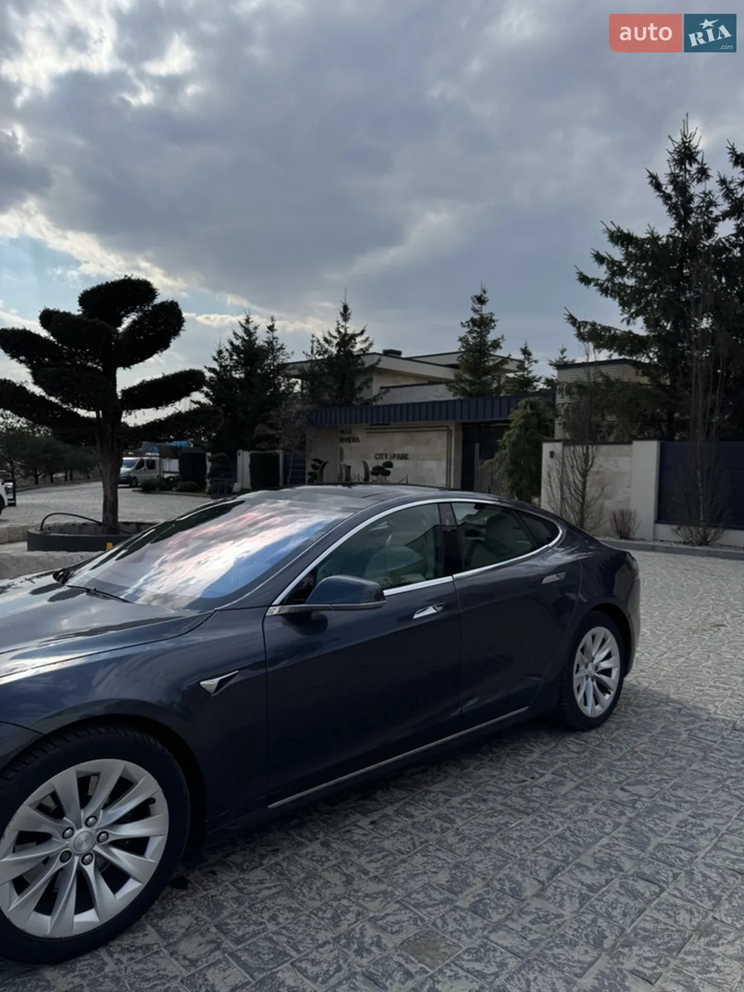 2017 Tesla Model S - мініатюра 4