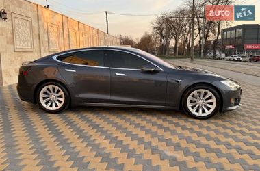 Ліфтбек Tesla Model S 2017 в Одесі фото 9 Ліфтбек Tesla Model S 2017 в Одесі