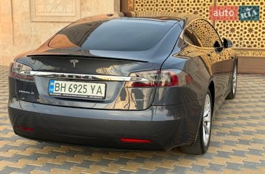 Ліфтбек Tesla Model S 2017 в Одесі фото 24 Ліфтбек Tesla Model S 2017 в Одесі