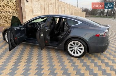 Ліфтбек Tesla Model S 2017 в Одесі фото 49 Ліфтбек Tesla Model S 2017 в Одесі