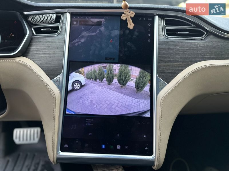 Ліфтбек Tesla Model S 2014 в Києві