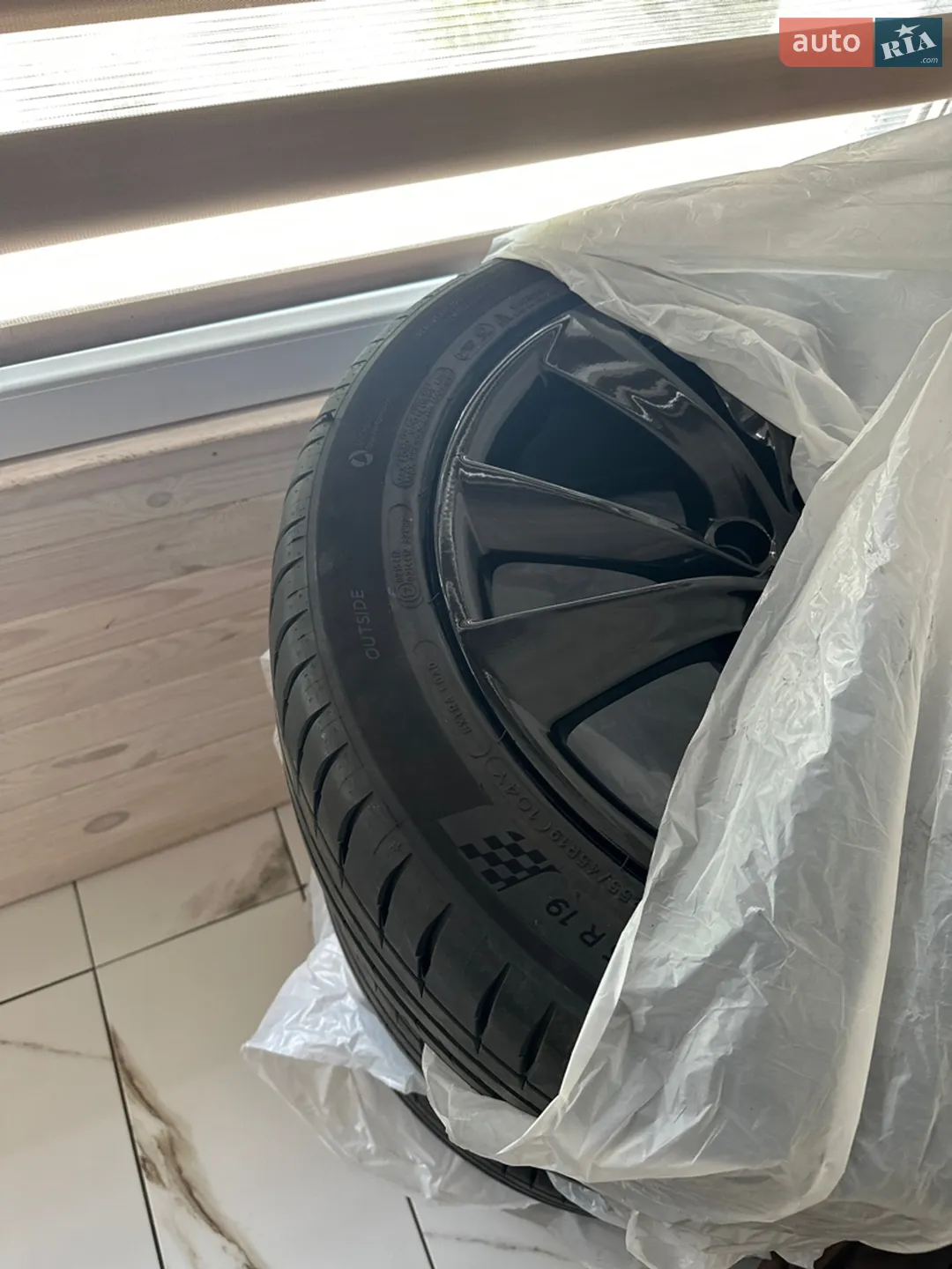 2014 Tesla Model S - мініатюра 14
