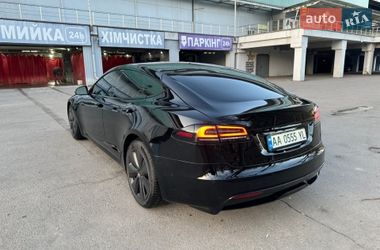Лифтбек Tesla Model S 2022 в Киеве