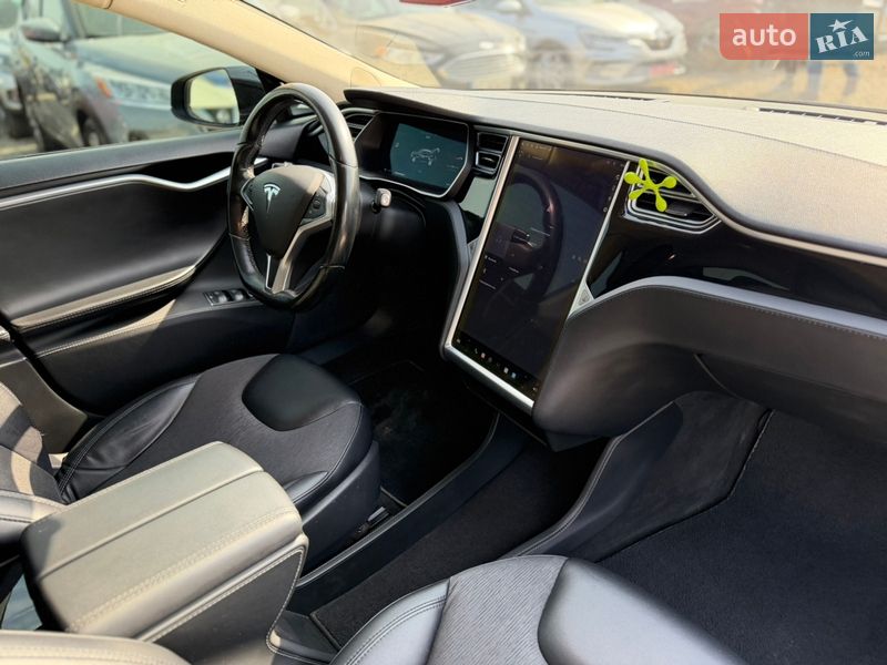 Ліфтбек Tesla Model S 2014 в Івано-Франківську фото 23 Ліфтбек Tesla Model S 2014 в Івано-Франківську